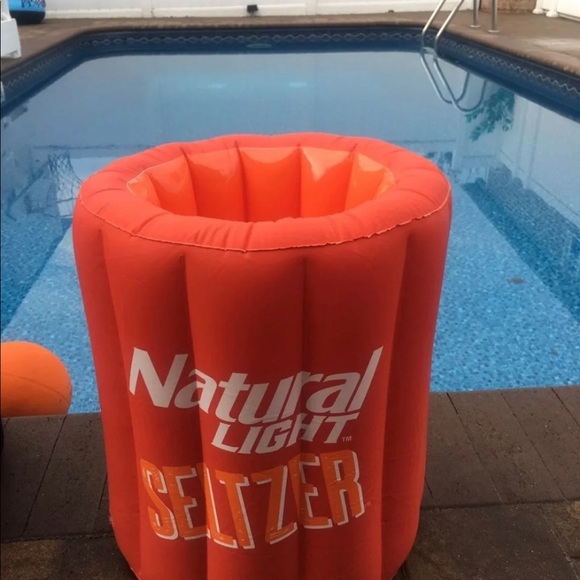 New in package inflatable cooler - Picture 5 of 13